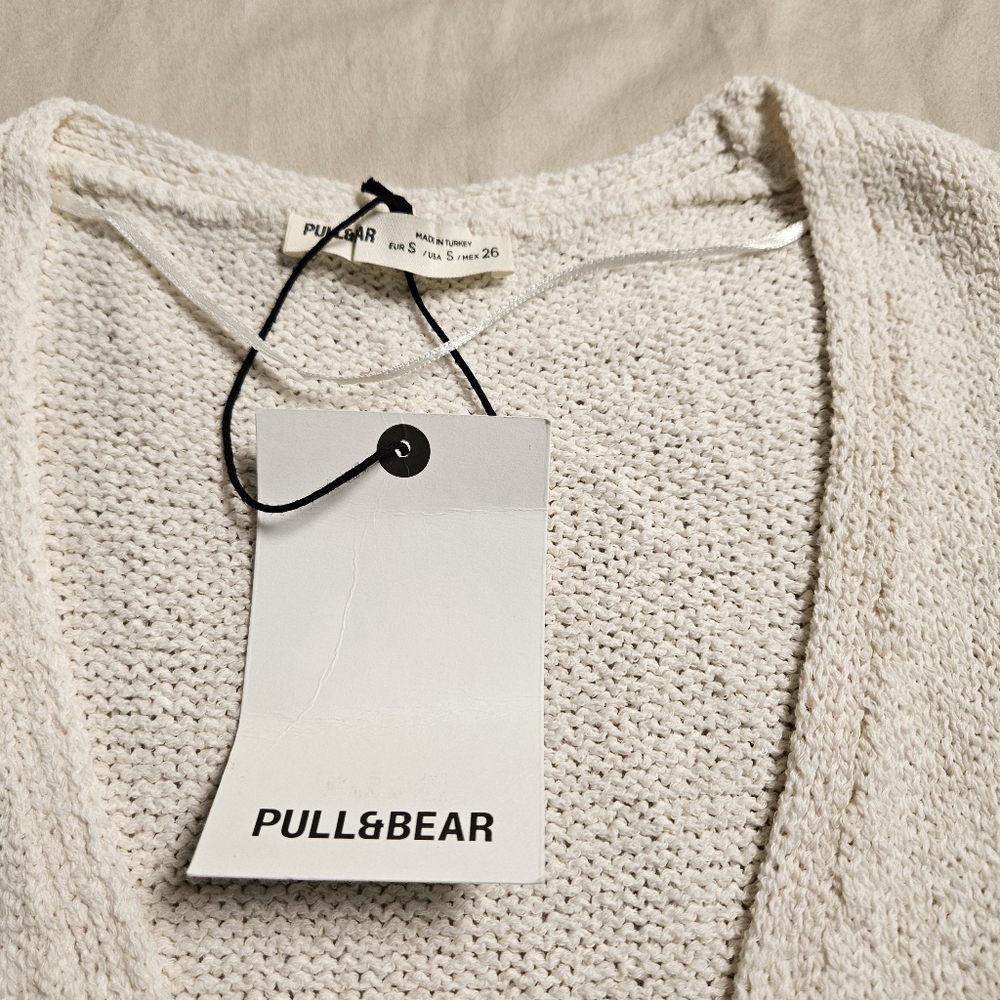 PULL & BEAR Women's Cream V-Neck Knit Vest Sleeveless Button Cardigan Top S NWT - Picture 5 of 9